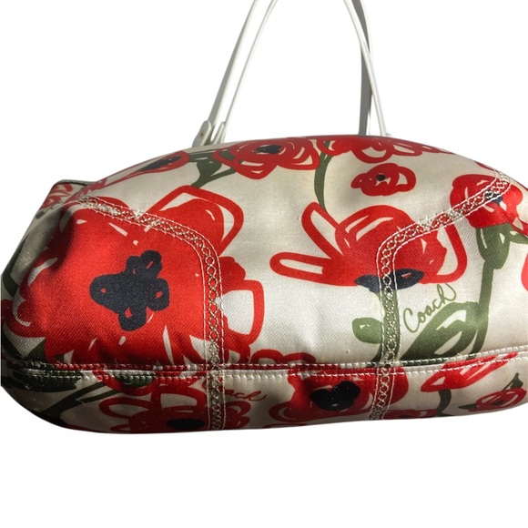 Coach POPPY Red and White Floral PRINT HALLIE Tote - Picture 3 of 7